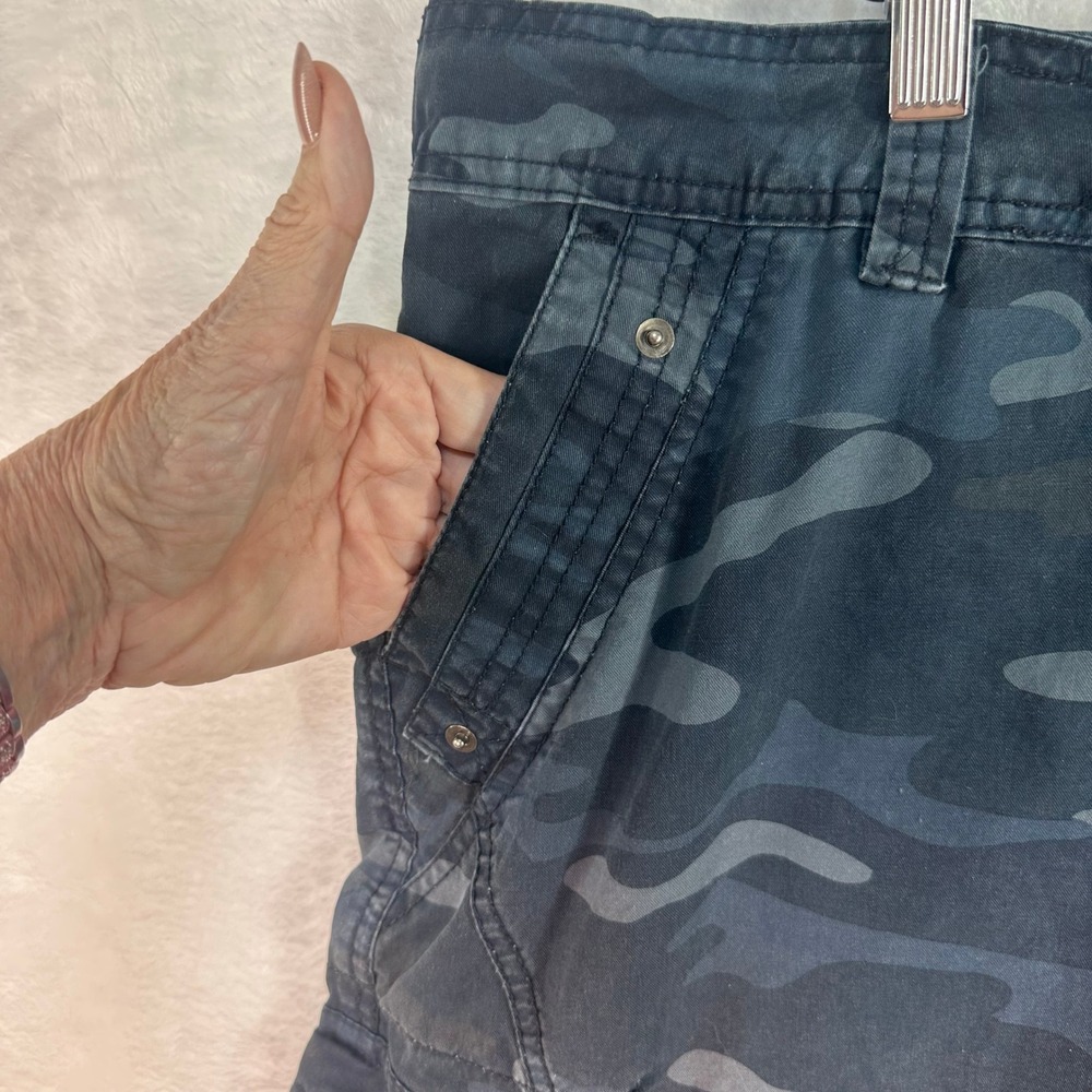 XRAY Jeans Cargo Shorts Mens 36 Blue Camo Multi-Pocket Tactical Utility - Picture 2 of 10